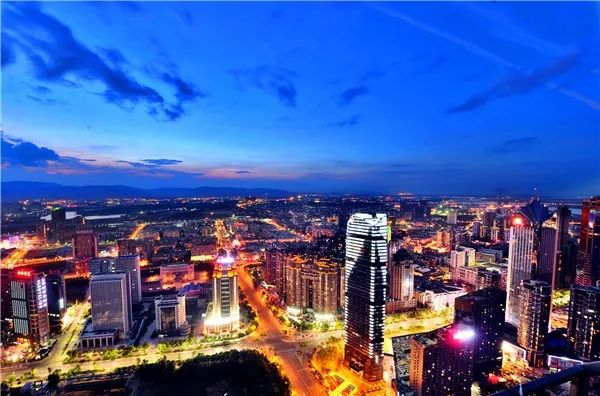 江西，传统与现代交织的璀璨明珠