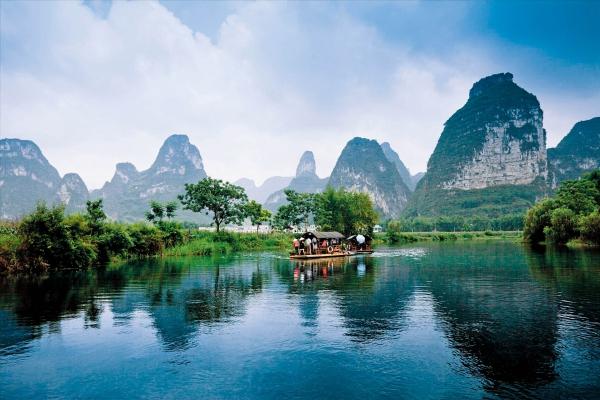 广西风情，多彩画卷中的壮美广西